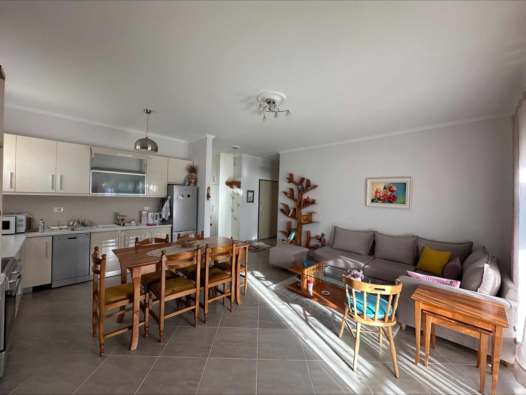 Olive Hill Apartment3